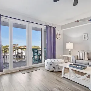southern-comfort-at-laketown-wharf-by-nautical-properties.panamacity-beachhotels.com/