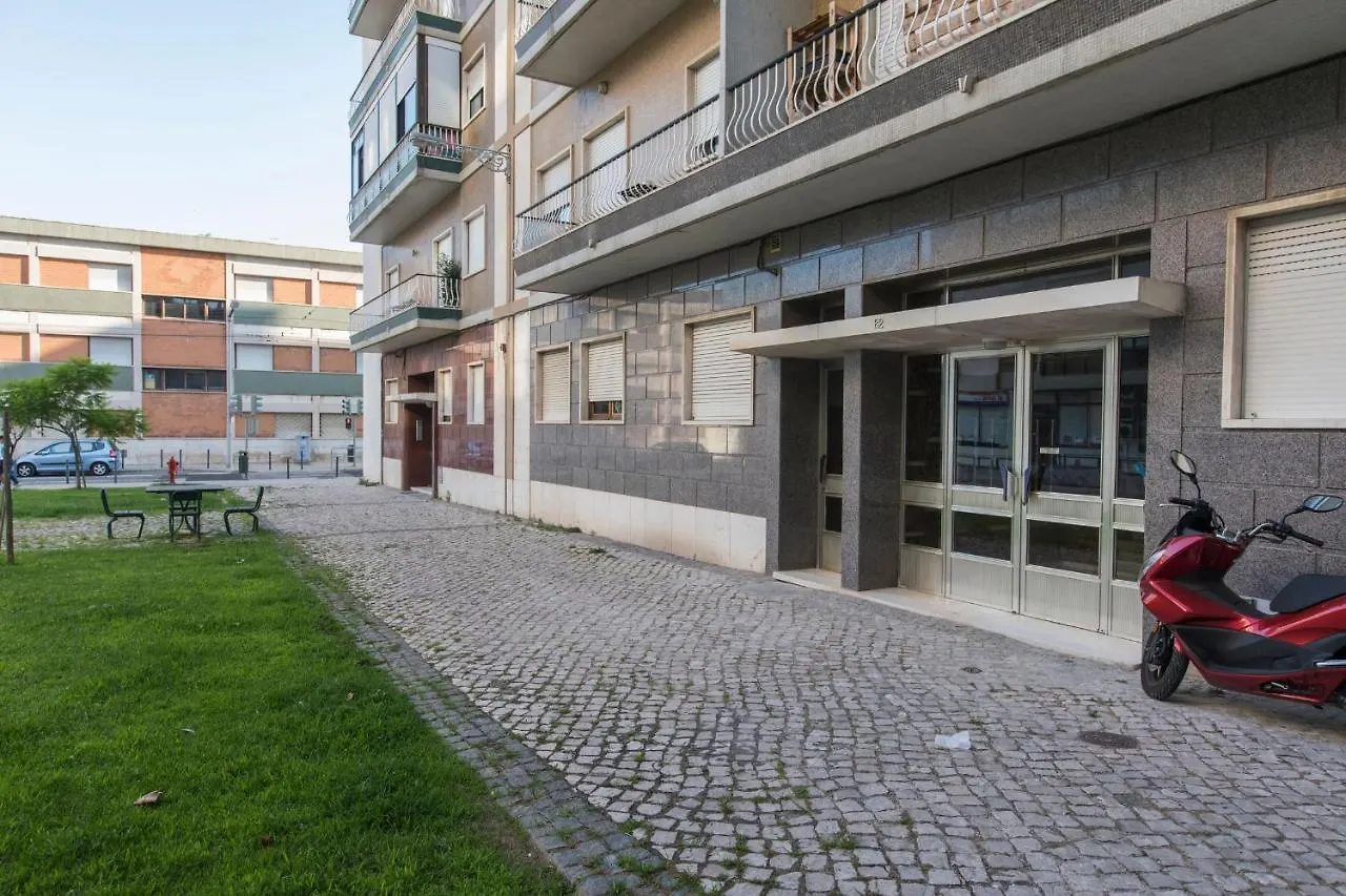 Lovelystay - 2 Bedroom Belem Wonder Lisbon Portugal