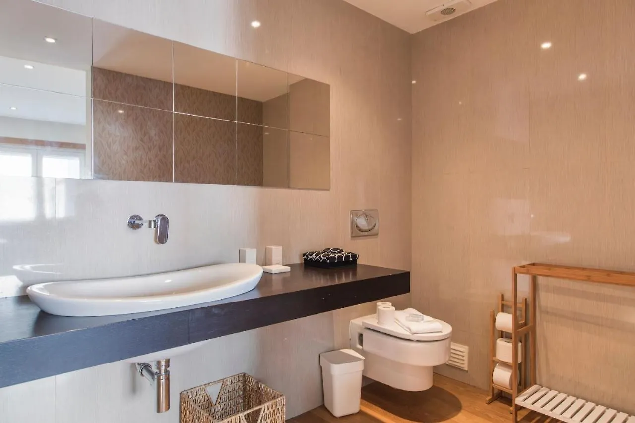 Lovelystay - 2 Bedroom Belem Wonder Lisbon 0*,  Portugal